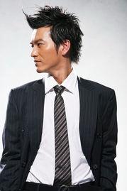 成熟男人味生活照,生活照中的稳重与韵味